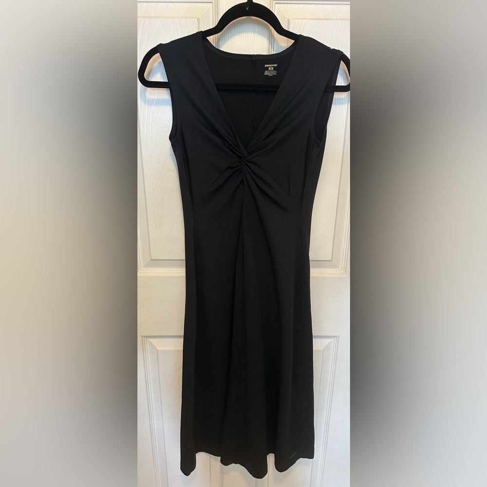 Patagonia Women’s Black Front tie dress Medium